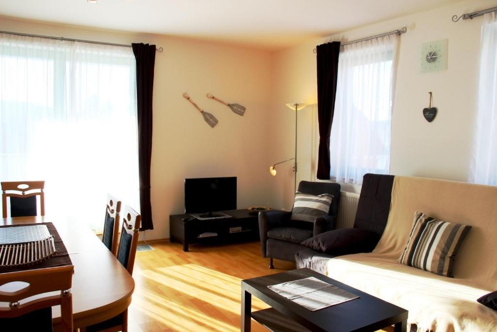 Apartman Adam ลิปโนนัดเวิลตาวู ห้อง รูปภาพ